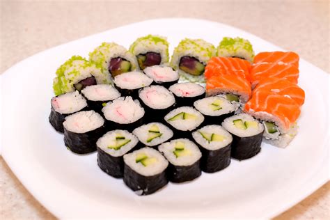How To Throw A Sushi Dinner Party 6 Steps With Pictures