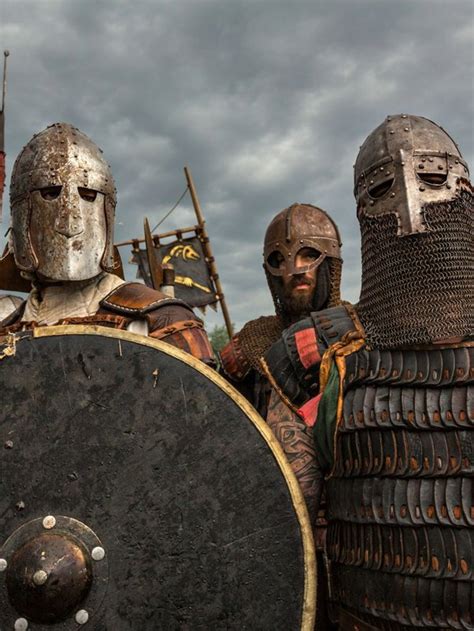 Who Would Win In A Battle Royale Spartans Vikings Samurai Or