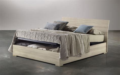 Il letto con contenitore giusto per il tuo spazio. Mondo Convenienza letti : ferro battuto, in legno e imbottiti
