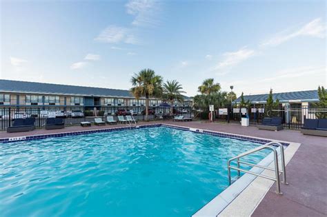 Ocean Coast Hotel At The Beach In Amelia Island Fl Room Deals