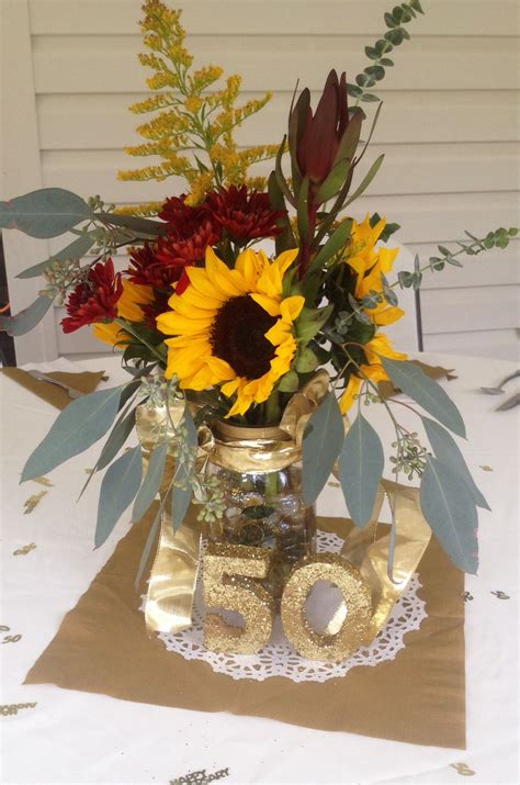 50th Wedding Anniversary Centerpiece 記念日の花 記念日のアイデア 2周年 ウェディング ギフト