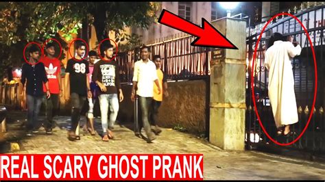 Real Scary Ghost Prank At 300 Am💀 Ghost Captured On Live Camera📷