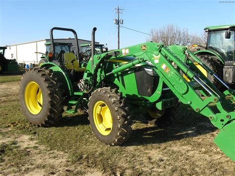 2014 John Deere 5100m Tractors Utility 40 100hp John Deere