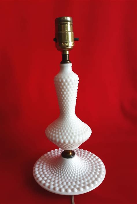 Vintage White Milk Glass Hobnail Table Lamp Desk Boudoir Etsy White