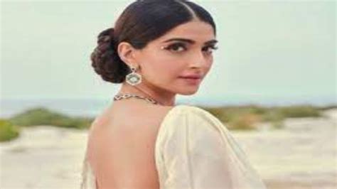 Sonam Kapoor Net Worth Currentdate Formatf Y Salary House Biography Age Height