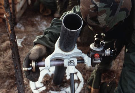 M29 81mm Mortar