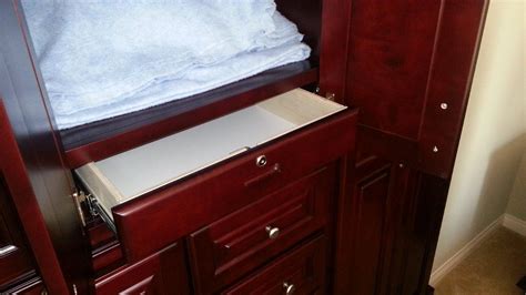 Our bedroom cabinetry gallery will provide you with inspiration for your own home! Built in bedroom cabinets
