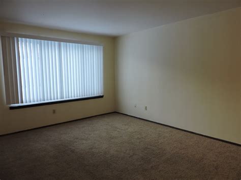 Einstein bros.® bagels is your neighborhood bagel shop. Grantosa Crossing Apartments For Rent in Milwaukee, WI ...