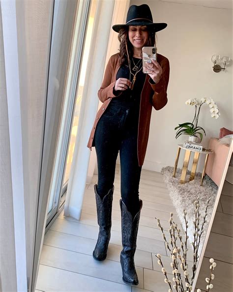 Sydne Style Shows How To Wear The Western Trend In Black And Brown