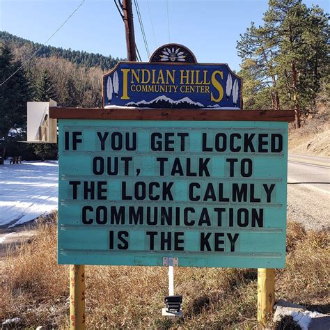 Colorado Community Pun Filled Signs Still Making People Laugh Gazetaz