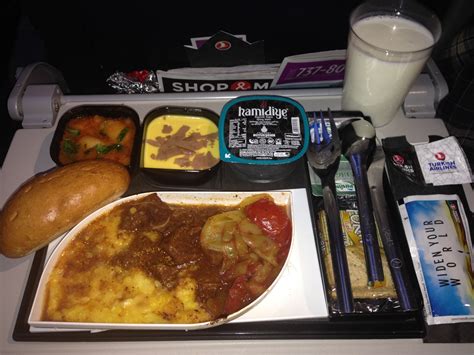 Turkish Airlines Inflight Meal Istanbul London Havayolu