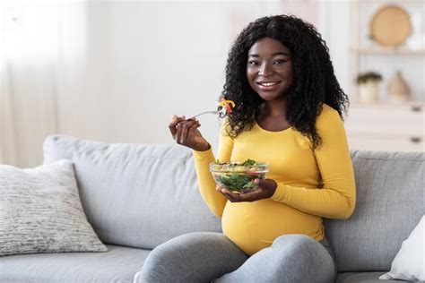 7 Things You Shouldnt Eat While Pregnant Kikelomo Otuyelu Garritano Md Ob Gyn
