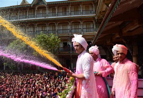 Celebrating Holi ‘festival Of Colors In India