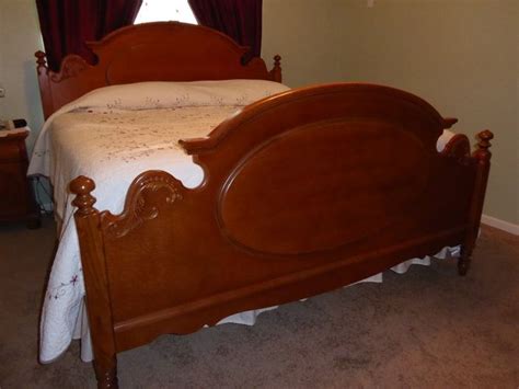 Lexington cherry chest dresser part of a 5pc bedroom suite that is listed. Below is the listing of our Lexington Victoriana Series ...