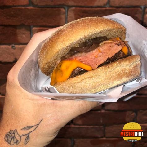 😋 Ai Credo Que Delícia Mestre Mestre Bull Burgers