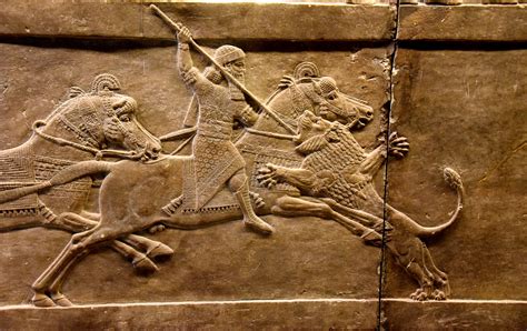 Assyriankingashurbanipalonhishorsethrustingaspearontoalions