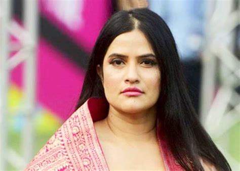 Sona Mohapatra Draws Twitter Ceos Attention To Sexism In His Alma Mater Yes Punjab Latest