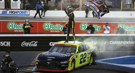 It's why law enforcement agencies of all sizes and jurisdictions maintain guidelines for pursuing suspects—and why a deadly pit maneuver that capped off a chase in arkansas earlier this. 2020 Fall Phoenix Raceway NXS Race Archives - Jayski's ...