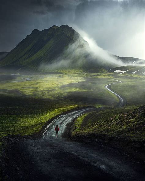 On A Rainy Day In Iceland Raining Schöne Landschaften Island