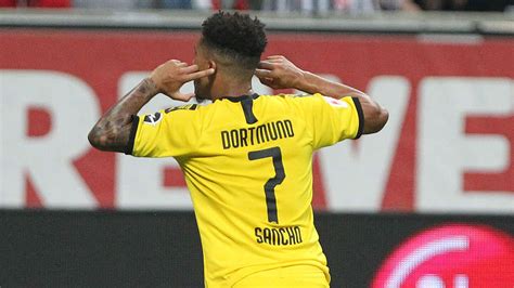 Ota yhteyttä sivuun memphis depay messengerissä. BVB: Jadon Sancho will Memphis Depay zu Borussia Dortmund ...