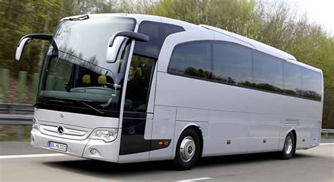 A contar del 15 de julio, pasajeros deben utilizar mascarilla de tres pliegues o superior, durante todo el viaje. Trasporti, il 18,62% degli autobus a noleggio (5.482 mezzi ...