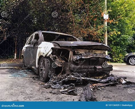 Burned Out Car Body Stock Image Image Of Riot Damaged 101136929