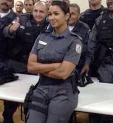 Gang Leaks Naked Pics Of Brazilian Cop After She Arrests Their Leader Blacksportsonline