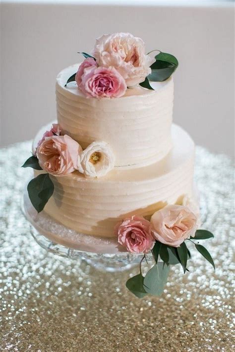 20 Budget Friendly Simple Wedding Cakes For 2022 Hi Miss Puff