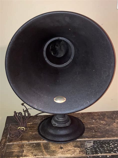 Antique Atwater Kent Model H Radio Horn Speaker