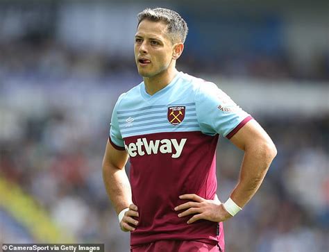 West Ham Striker Javier Hernandez Hands In Transfer Request As He Closes In On £8m Move To