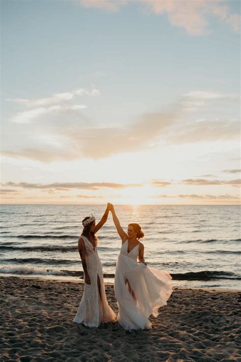 Planning A Beach Wedding You Ll Want To Copy Every Detail In This Bonbeach Wedding Inspiration