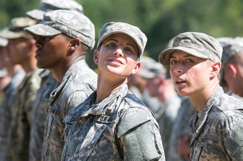 Pentagon Women Can Serve In All Military Combat Roles
