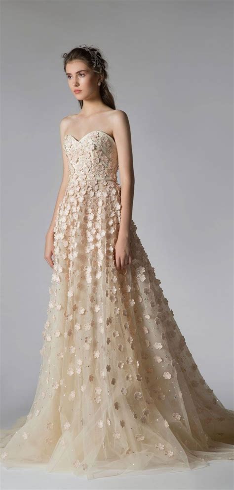 Breathtaking Wedding Dress With Graceful Elegance Bridal Dress Design