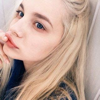 Lenyhkaa Lenyhka Instagram Photos Websta Blonde Hair Blue Eyes Silver Blonde Beauty Girl