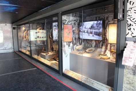 Çanakkale Savaşları Mobil Müzesi Kaşta ziyarete açıldı