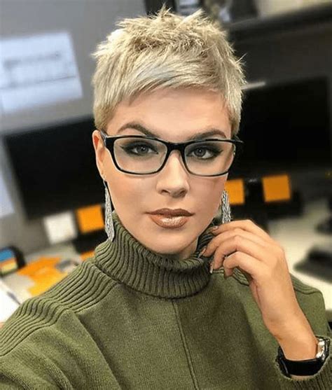 47 Gorgeous Short Pixie Hair Ideas For Beauty Women To Copy In 2020