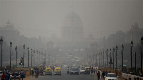 Air Pollution In Delhi Shrouded In A Deadly Grey Mist Breathing Is A Laborious Exercise In