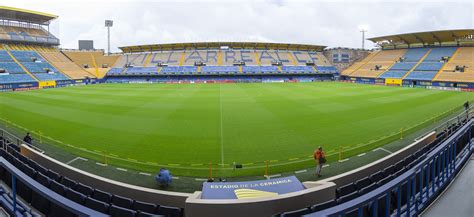 Het stadion ligt in de plaats villareal de los infantes, spanje. The Estadio de la Cerámica: Home of Villarreal CF | by ...