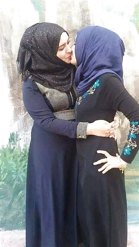 Pin By Dulip Chinthaka On Hos Beautiful Muslim Women Arabian Beauty Women Girls In Love