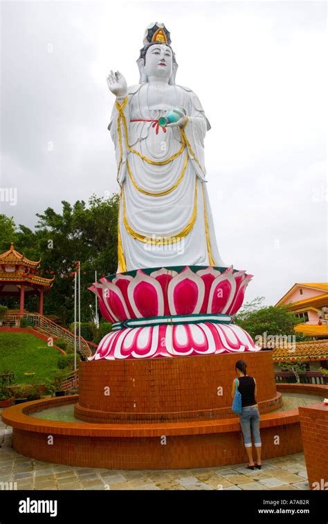 Statue Of Kuan Yin The Goddess Of Mercy Kuching Borneo Stock Photo Alamy