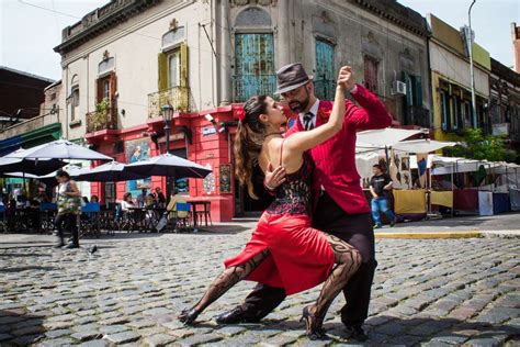 Buenos Aires Tango Tour La Boca El Caminito Café Tortoni Context