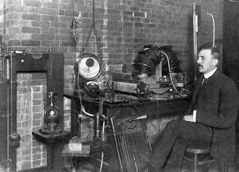 ¿quién Fue Ernest Rutherford El Padre De La Física Nuclear Yubrain