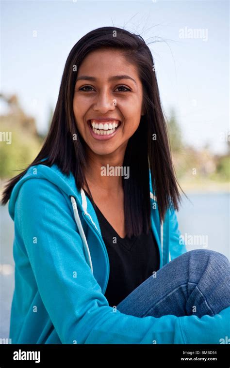 Smiling Latinamercianandhispanic Hi Res Stock Photography And Images