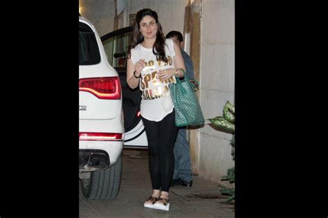 Mom To Be Kareena Kapoor Khan Keeps Her Look Casual For Her Recent Public Appearance News18