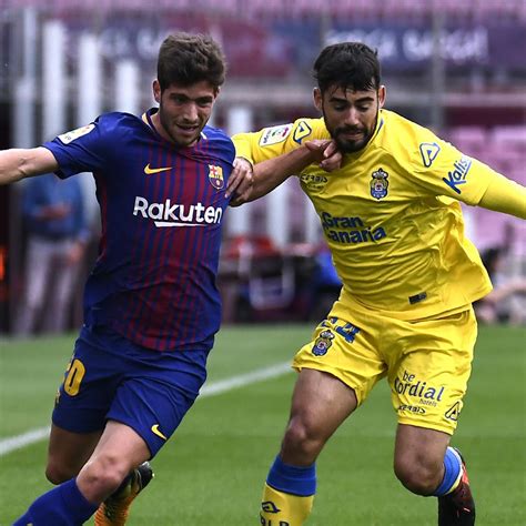lionel messi brace leads barcelona past las palmas in behind closed doors match news scores