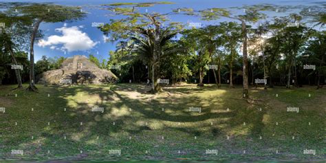 360° View Of Lamanai Mayan Ruins Belize Alamy