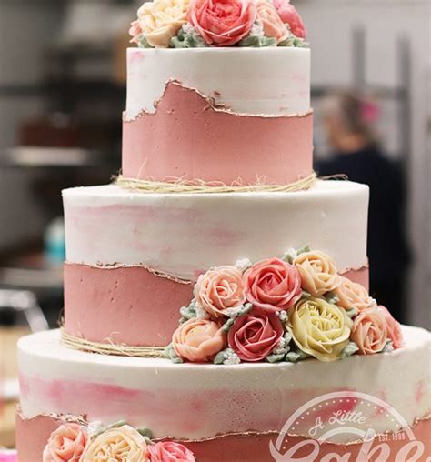 5 prettiest quinceanera cakes near me for princesses