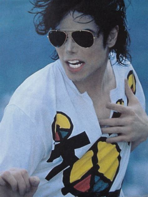 Michael Jackson Photo Michael Jacksons Sunglasses Michael Jackson