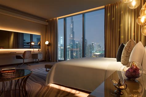 Otelin bulunduğu yer birçok tarihi, kültürel ve merkezi yere yakın. Renaissance Downtown Hotel Dubai offers brunch and ...