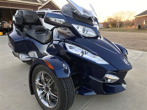 Every stretch of pavement is an invitation. Can Am Spyder Rt Se5 motorcycles for sale